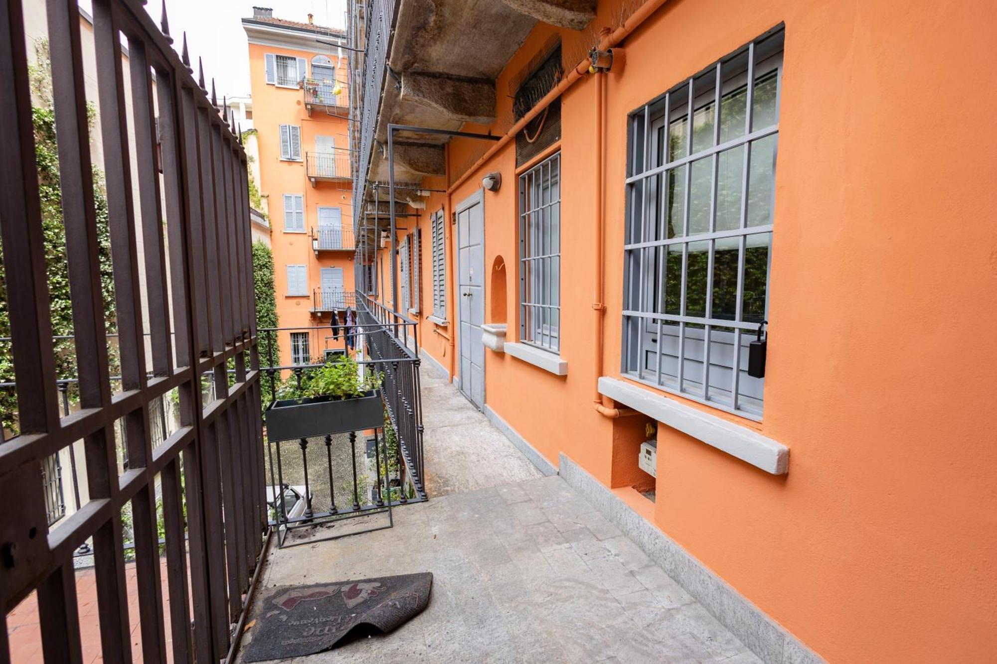 Porta Genova Cozy Apartment By 101Flats Milan Exterior photo